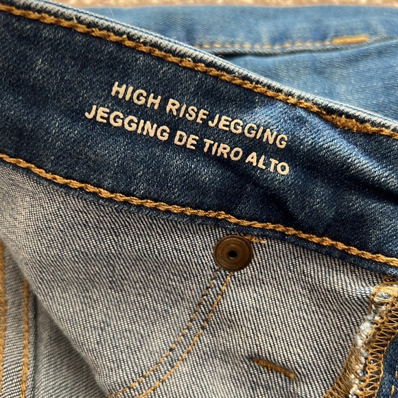 Universal ThreadHigh Rise Jegging Size 8/29L - Picture 8 of 9